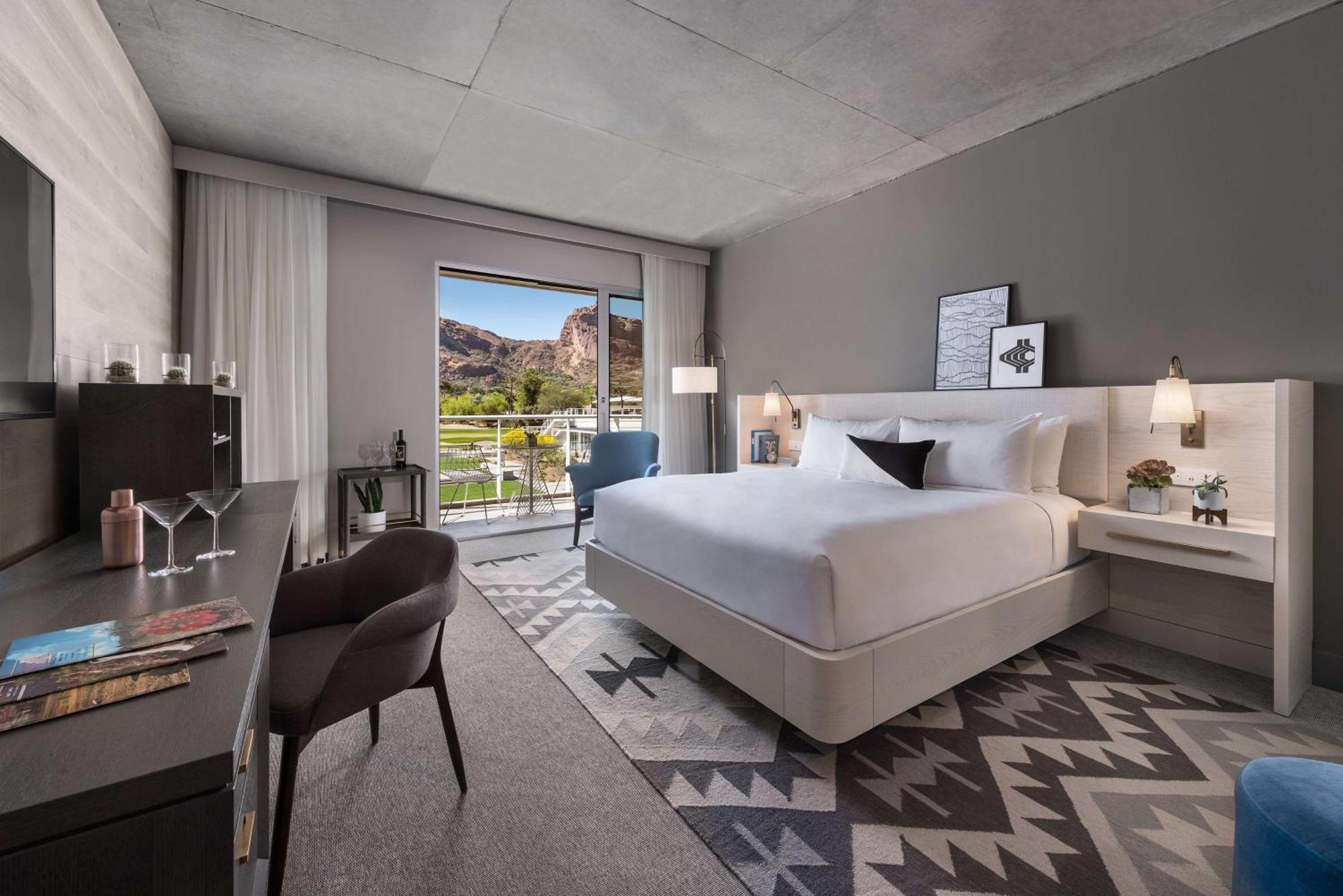 Mountain Shadows Scottsdale 5*